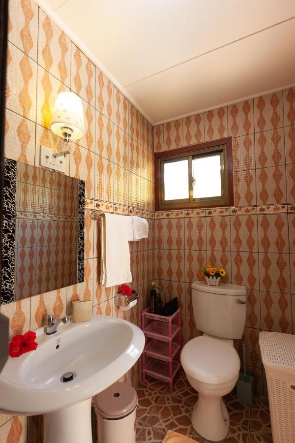 Dream Holiday Self Catering ลาดิก ภายนอก รูปภาพ
