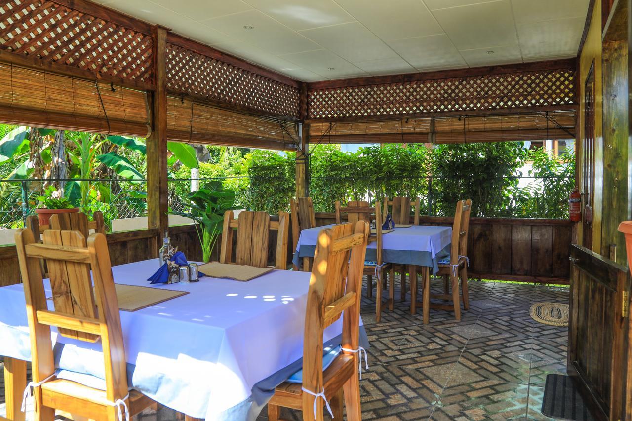 Dream Holiday Self Catering ลาดิก ภายนอก รูปภาพ